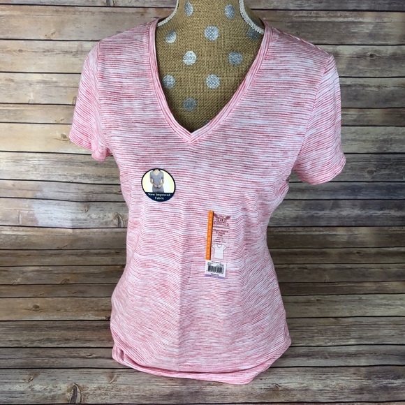 Faded Glory Tops - 🌸 Faded Glory V-Neck T-Shirt